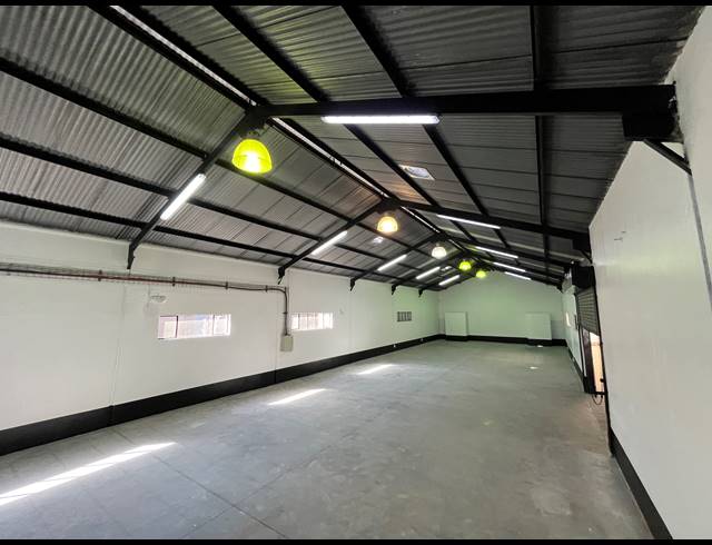 680M² WAREHOUSE TO LET IN SEBENZA